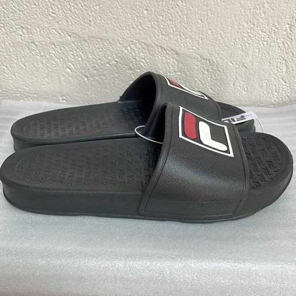 Fila - Women’s Slide - Picture 3 of 5
